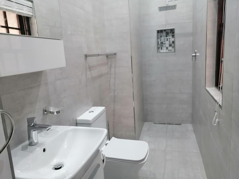 To Let 3 Bedroom Property for Rent in Claremont Western Cape